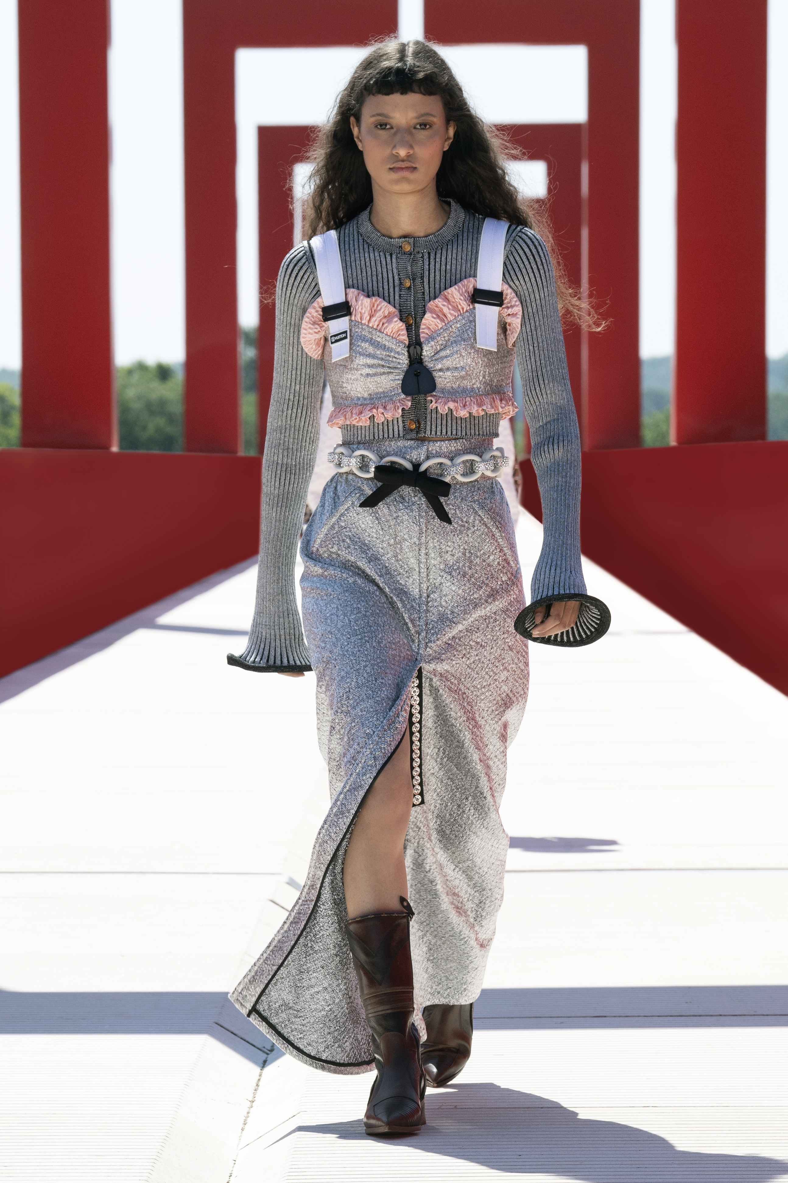 Louis Vuitton, Resort 2022 - Vogue